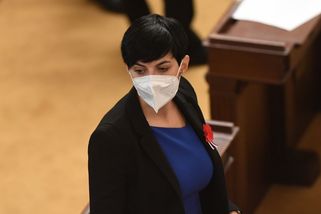 Adamová s Vystrčilem nepřijdou na Hrad kvůli Zemanovým postojům k Rusku - Novinky